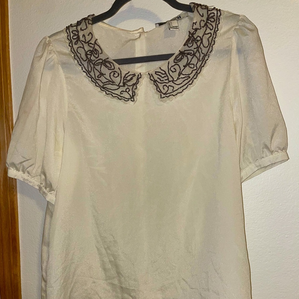 Forever 21 Peter Pan collar blouse